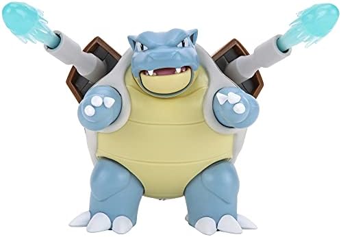 Pokémon Fire and Water Battle Pack - Includes 4.5 Inch Flame Action Charizard and 2" Squirtle Action Figures - Amazon Exclsuive