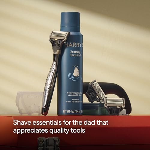 Harry's Original Shaving Kit for Men - Razor Handle, 3 Refills, Shave Gel