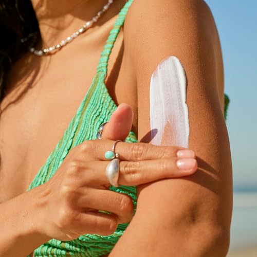 Sun Bum Mineral SPF 50 Face Stick Sunscreen - Travel Size, 0.45 oz | Broad Spectrum Sunscreen, for Sensative Skin, Vitamin E, Hawaii 104 Act Compliant (No Octinoxate & Oxybenzone)