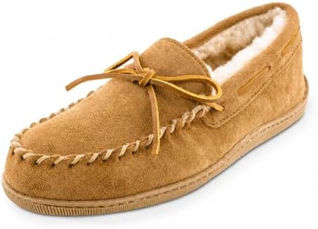 Minnetonka Men's Sheepskin Hardsole Slipper