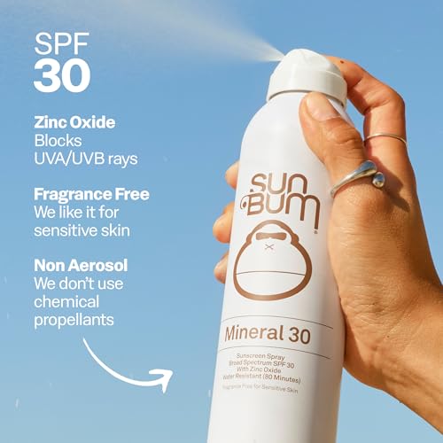 Sun Bum Mineral SPF 30 Sunscreen Body Spray - 6 oz | Broad Spectrum Moisturizing Sunscreen, for Sensative Skin, Vitamin E, Hawaii 104 Act Compliant (No Octinoxate & Oxybenzone)