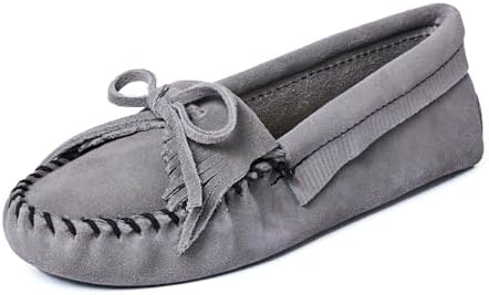 Minnetonka Women's Kilty Suede Softsole Moccasin