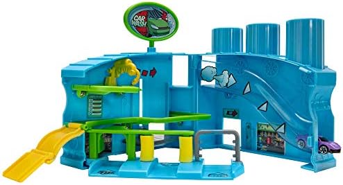Micro Machines Core Playset, Car Wash Station - Expandable and Connectable to Other MM Sets, Includes One Exclusive Vehicle - Collect Them All