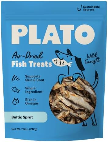 PLATO Single Ingredient Wild-Caught Baltic Sprat Dog Treats, Air-Dried Whole Fish, Omega-Rich Skin & Coat Support, 3 oz