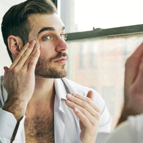 Brickell Men's Daily Defense SPF20 Face Moisturizer for Men, Moisturizing Mineral Sunscreen, Hydrates & Protects Skin Against Harmful UVA/B Rays