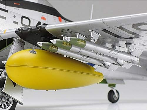 Tamiya 60328-000 60328 North American F-51D Mustang 1:32 Plastic Model Kit