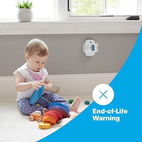 First Alert CO615A Plug-in Carbon Monoxide Detector with Battery Backup, Low Battery Alarm, Backlit Digital, 120 VAC