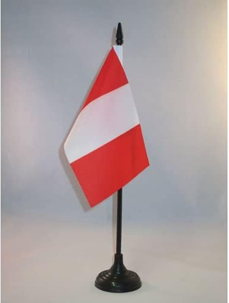 AZ FLAG Nicaragua Table Flag 4x6 in 100D Polyester Plastic Base | Indoor use Nicaraguan 15x10 cm desk flag stitched finish with reinforced edges with plastic pole