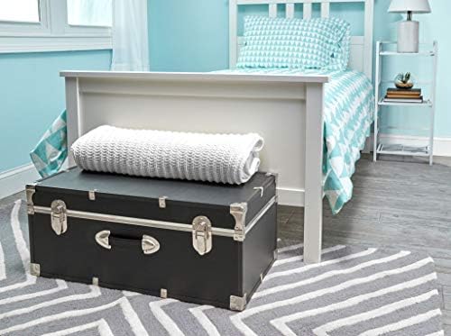 Seward Basic Trunk, Black, 30-Inch