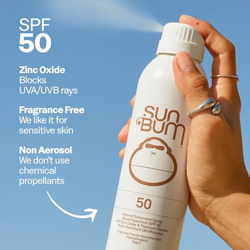 Sun Bum Mineral SPF 30 Sunscreen Body Spray - 6 oz | Broad Spectrum Moisturizing Sunscreen, for Sensative Skin, Vitamin E, Hawaii 104 Act Compliant (No Octinoxate & Oxybenzone)
