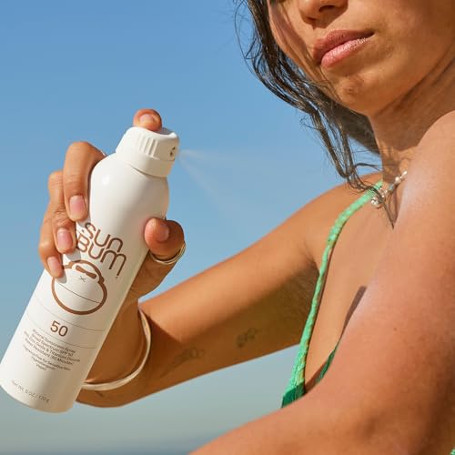 Sun Bum Mineral SPF 30 Sunscreen Body Spray - 6 oz | Broad Spectrum Moisturizing Sunscreen, for Sensative Skin, Vitamin E, Hawaii 104 Act Compliant (No Octinoxate & Oxybenzone)