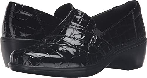 Clarks Womens May MarigoldSlip-On Loafer