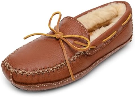 Minnetonka Men's Sheepskin Moose Slipper