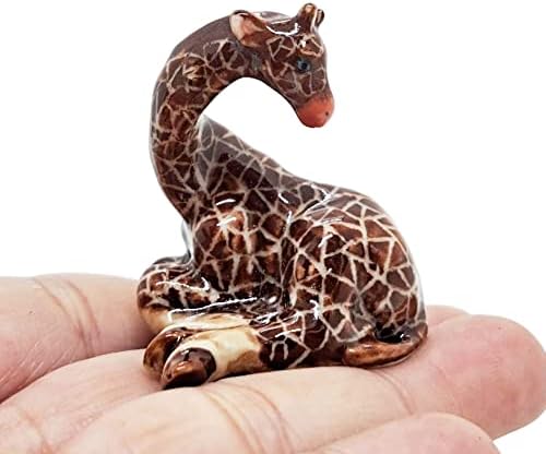 WitnyStore Tiny 2¾" Brown Standing Look Right Giraffe Figurine - Miniature Hand Made Ceramic Giraffes Tropical Savanna Africa Wild Life Cute Animals Porcelain Decorative Collectible Figure Décor Gifts