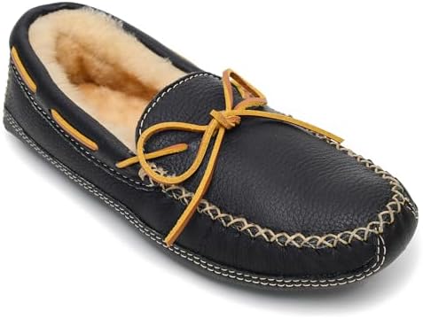 Minnetonka Men's Sheepskin Moose Slipper