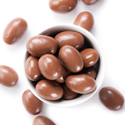 Yupik Milk Chocolate Covered Almonds, 2.2 lb (35.2 oz), Kosher, Whole Nuts, Almonds Dipped in Fine Milk Chocolate, Crunchy & Smooth, Chocolate Candy, Classic Sweet Snacks