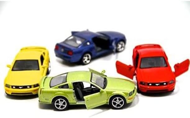 KiNSMART - 2006 Ford Mustang GT 1:38 Scale 5" Die Cast Metal Model Toy Car (Police)
