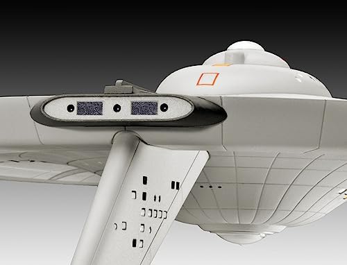 Revell 04991 Star Trek U.S.S. Enterprise NCC-1701 (TOS) 1:600 Scale Model Kit