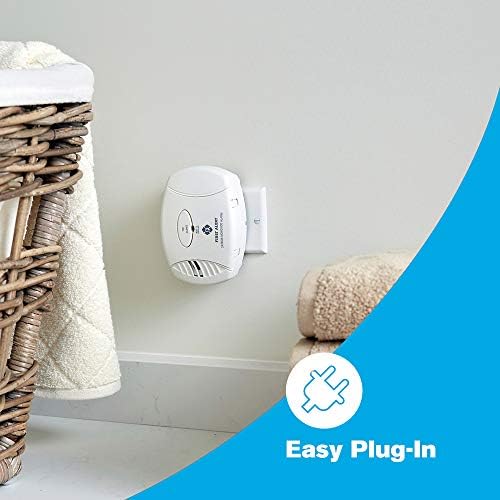 First Alert Plug in Carbon Monoxide Alarm | CO606, 9V Battery Backup
