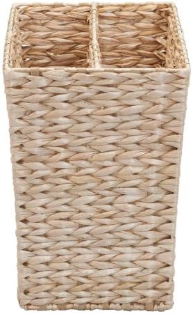 Household Essentials Wicker Magazine Rack, Handwoven Seagrass, Strong Metal Wire Frame, Built-In Handle and Divider, Lightweight, Contemporary, Great for Puzzle Books, Mail and More, Natural