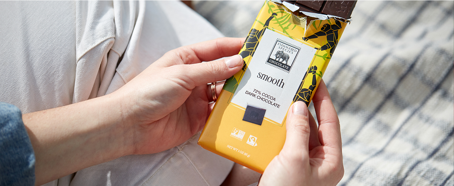 Endangered Species Dark Chocolate Candy Bars Espresso Beans 72% cocoa