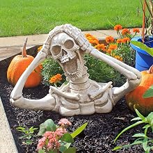 outdoor halloween decor