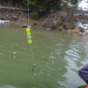 Fishing beads