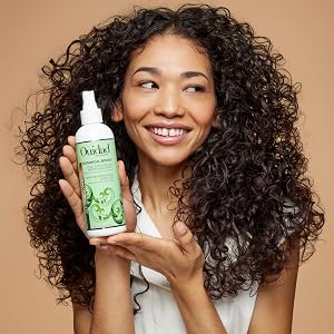 refreshing and energizing curly hair spray to style all curl types