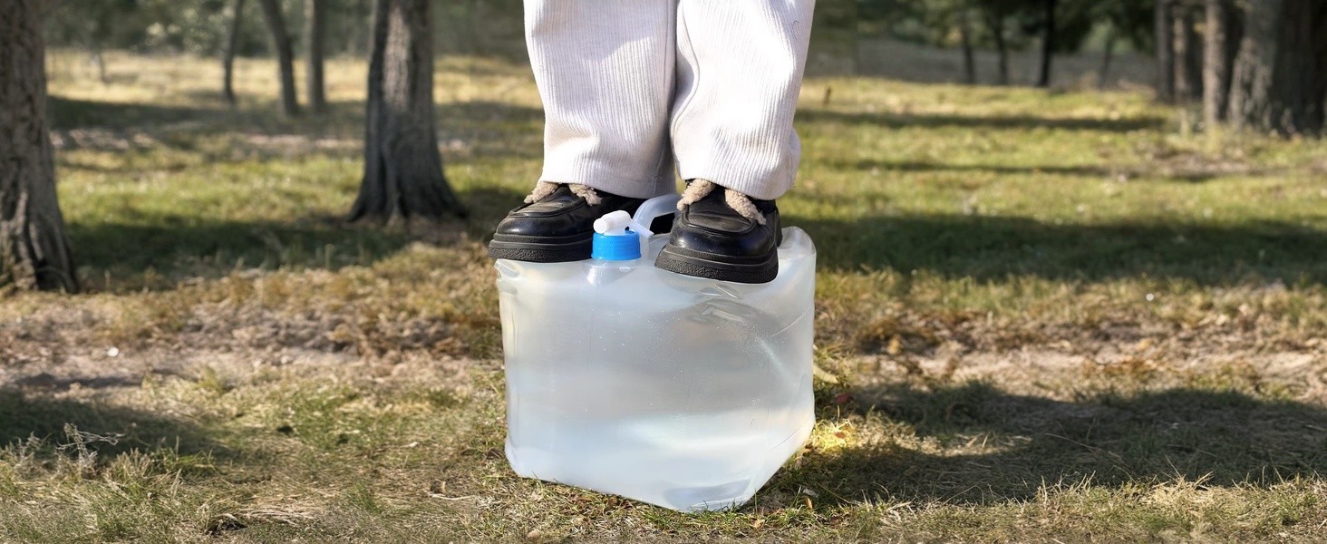 Collapsible Water Container
