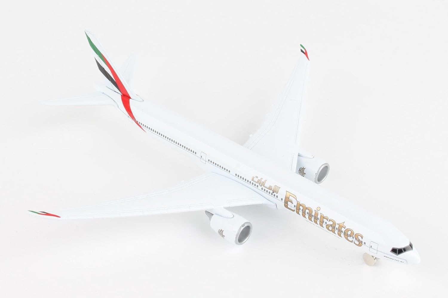 Daron Toy Airplane RT9904 – Emirates A380 – Die-Cast Metal Model Airplane Toy with Plastic Parts for Kids Ages 3+