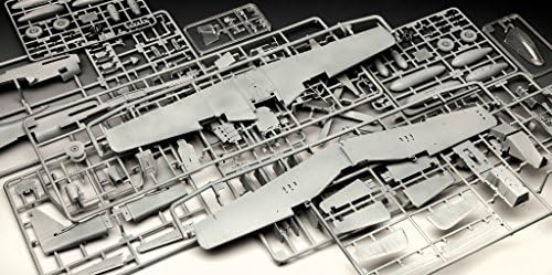Revell 03944 - P-51D Mustang 1: 32 Scale