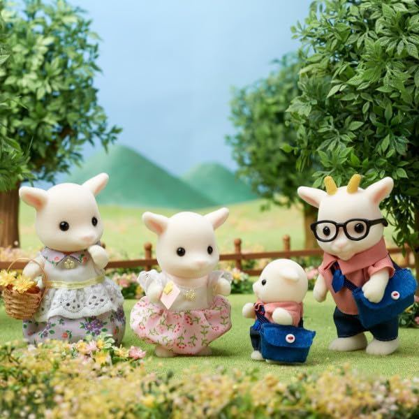 Calico Critters Pickleweeds Hedgehog Family - Set of 4 Collectible Doll Figures for Children Ages 3+