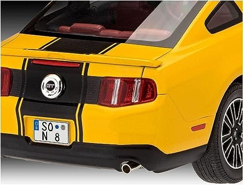 Revell 2010 Ford Mustang GT (RV07046)