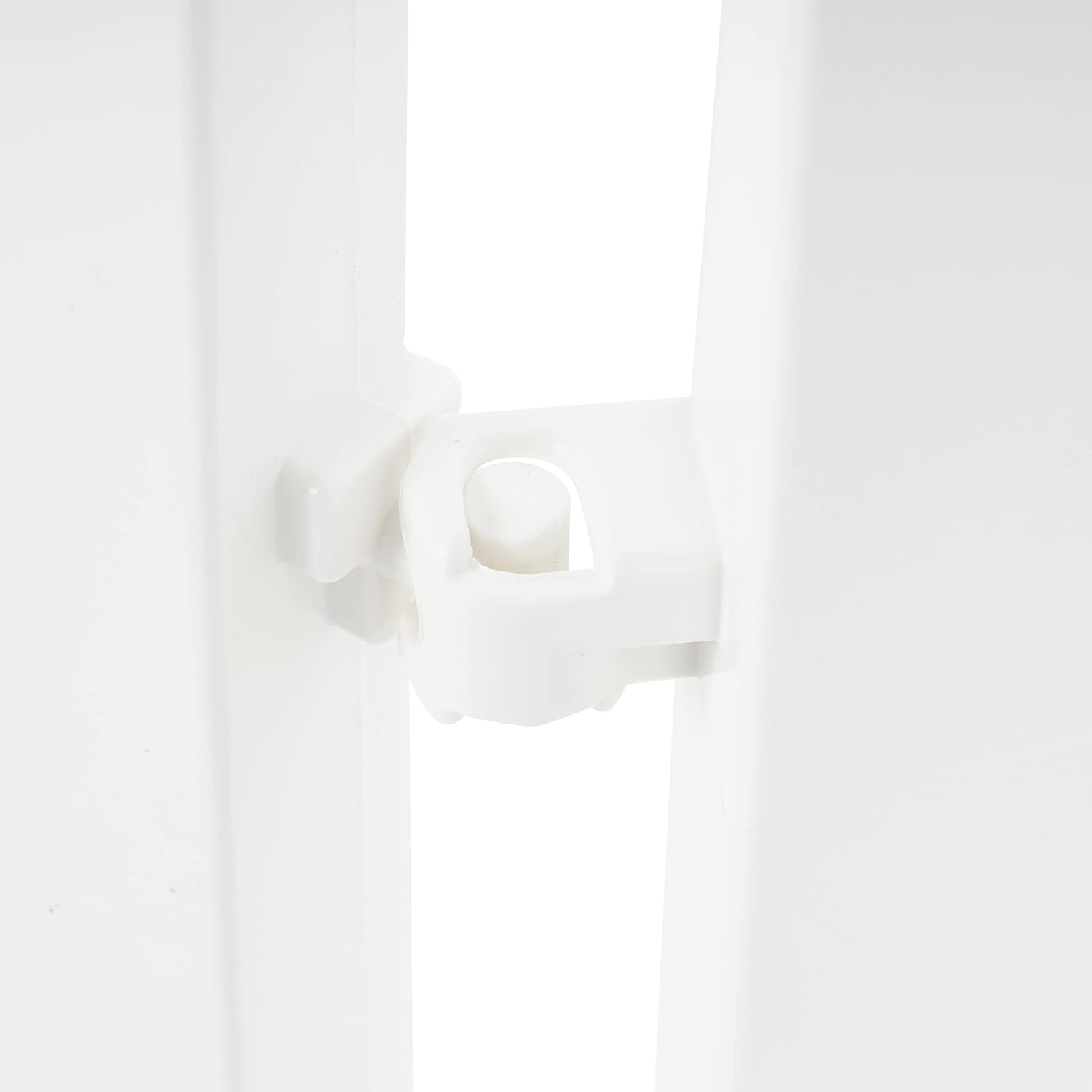 Suncast Grand View 14.5 x 24 Inch Resin Yard Garden Border Fence, White (3 Pack)