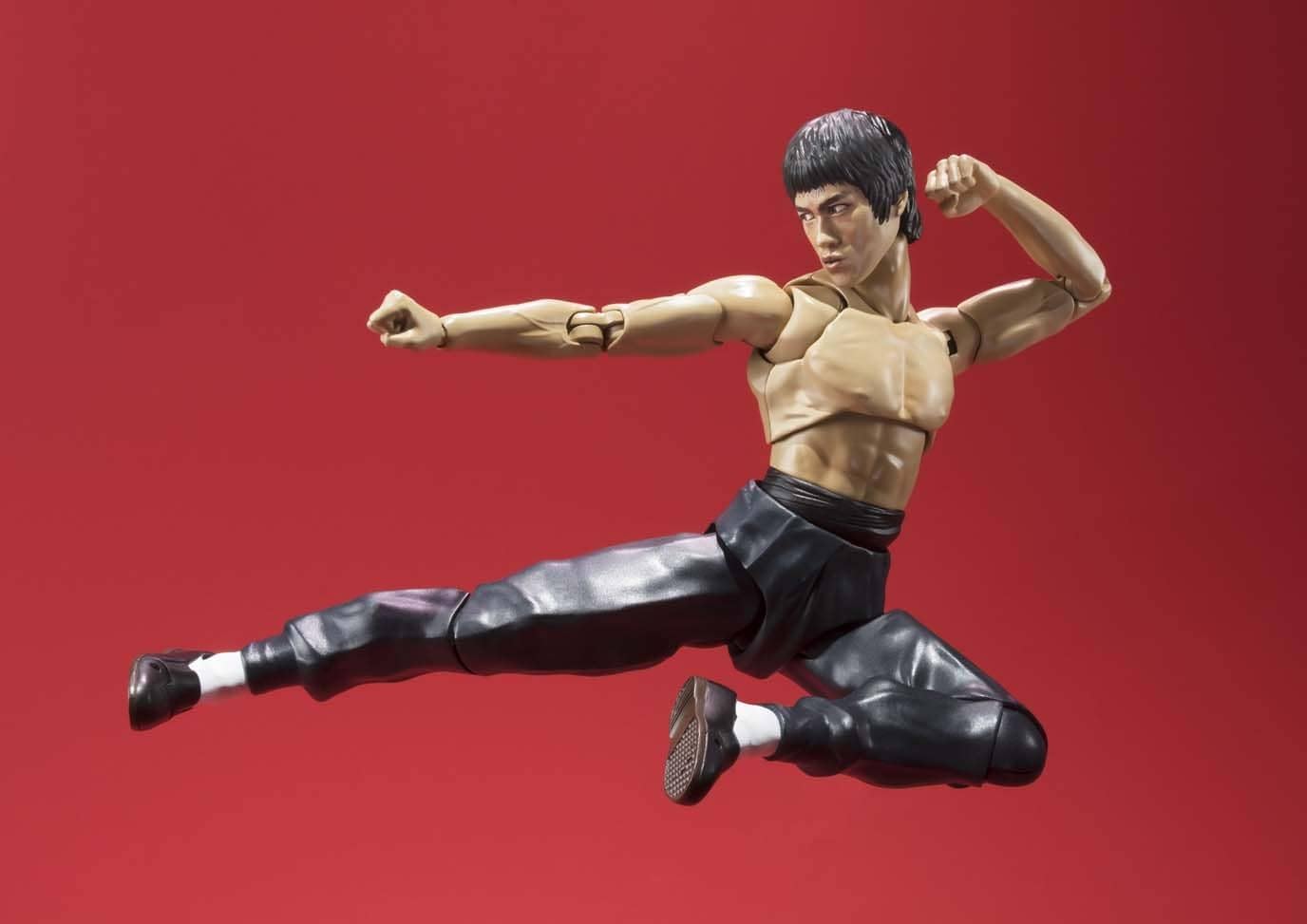 TAMASHII NATIONS Bandai Bruce Lee S.H. Figuarts Action Figure | Bruce Lee 5 Inch Action Figure S.H. Figuarts - Bruce Lee