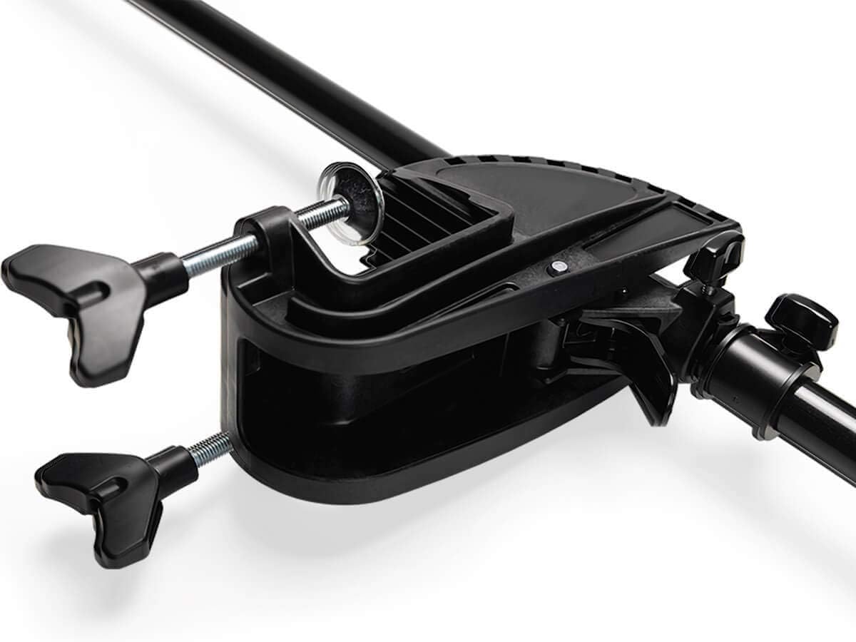 Minn Kota Endura C2 Transom-Mount Electric Trolling Motor – 30 Lb. Thrust, 30 in. Shaft, Freshwater