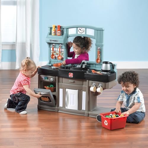 Step2 Best Chefs Kids Kitchen Playset, Indoor/Outdoor Kitchenette, Interactive Play with Lights and Sounds, Made of Durable Plastic