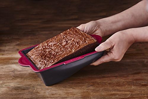 Trudeau Novelty-Cake-Pans, Grey/Pink