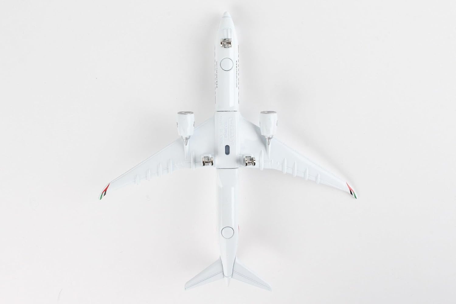 Daron Toy Airplane RT9904 – Emirates A380 – Die-Cast Metal Model Airplane Toy with Plastic Parts for Kids Ages 3+