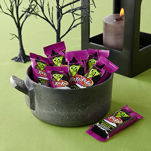 KIT KAT Witch's Brew Marshmallow Creme Snack Size, Halloween Wafer Candy Bars Bag, 9.8 oz