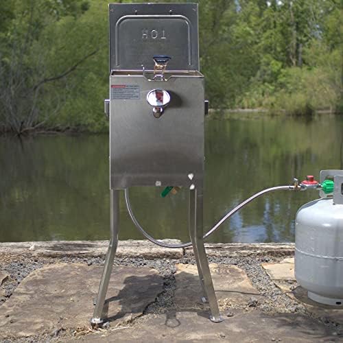 Bayou Classic 700-725 2.5-gal Stainless Bayou Fryer Freestanding or Table Top Includes Stainless Mesh Basket Fry Thermometer Drain Valve High