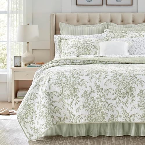Laura Ashley – Queen Quilt Set, Soft & Lightweight Bedding with Matching Shams, Reversible Floral Room Decor, College Dorm Room Essentials (Bedford Blue)