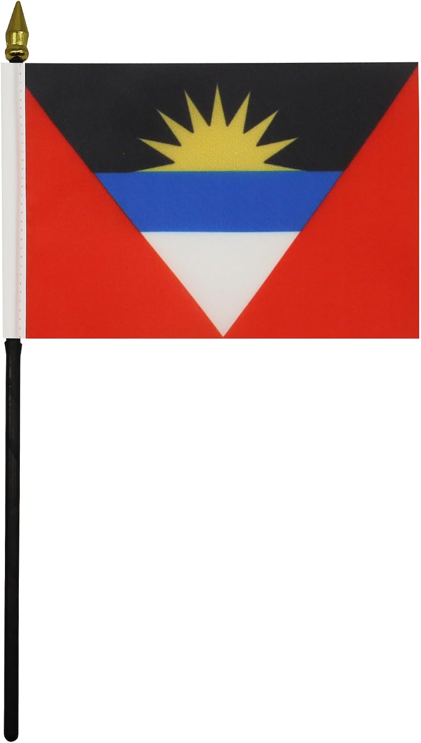 AZ FLAG Nicaragua Table Flag 4x6 in 100D Polyester Plastic Base | Indoor use Nicaraguan 15x10 cm desk flag stitched finish with reinforced edges with plastic pole and gold finial