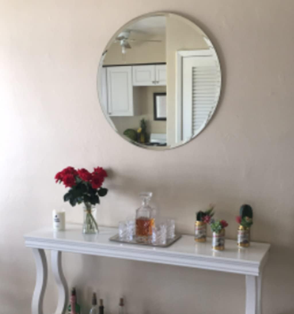 USHOWER Frameless Round Bathroom Mirror 24"