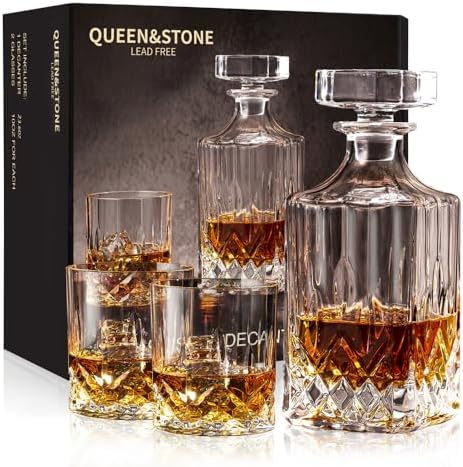 Square 25oz Whiskey Decanter with Glass Stopper