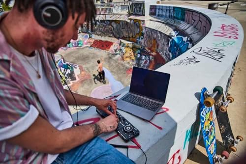 Hercules DJControl Starlight | Pocket USB DJ Controller with Serato DJ Lite, Touch-Sensitive Jog Wheels