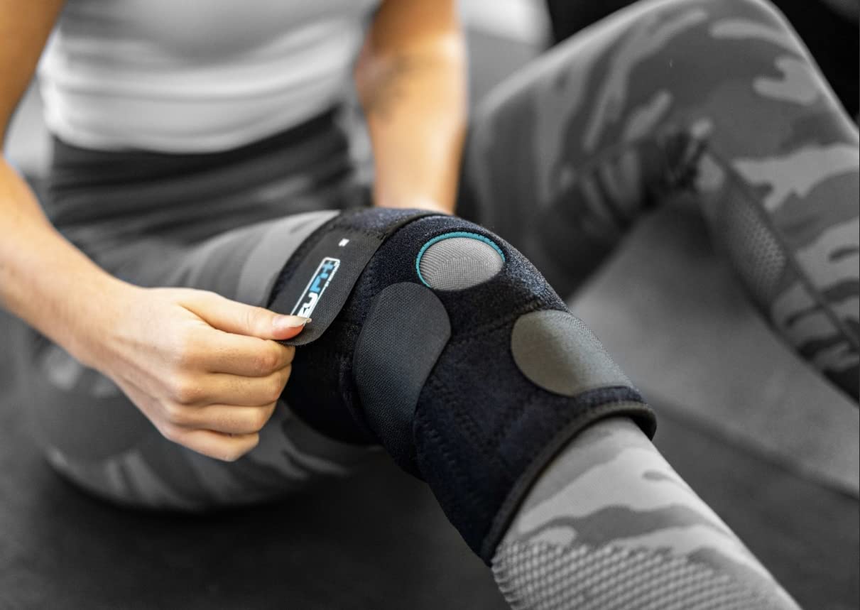 EzyFit Knee Brace Support Dual Stabilizers & Open Patella - Adjustable Breathable Neoprene for ACL Meniscus Tear Injury Recovery Comfort