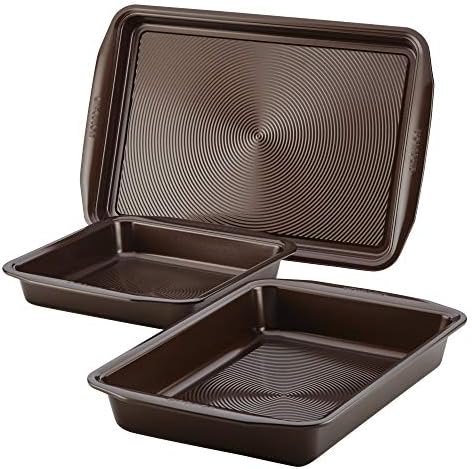 Circulon 47110 Nonstick Bakeware Set with Cookie and Cake Pans 3 Piece Chocolate