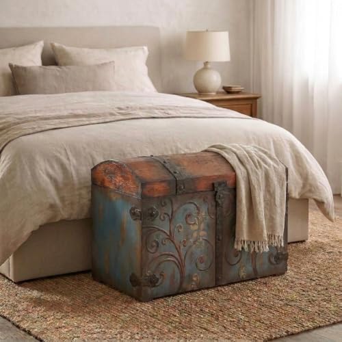 Household Essentials Vintage Wood Storage Trunk, Large, Blue Body/Brown Lid/Floral Design
