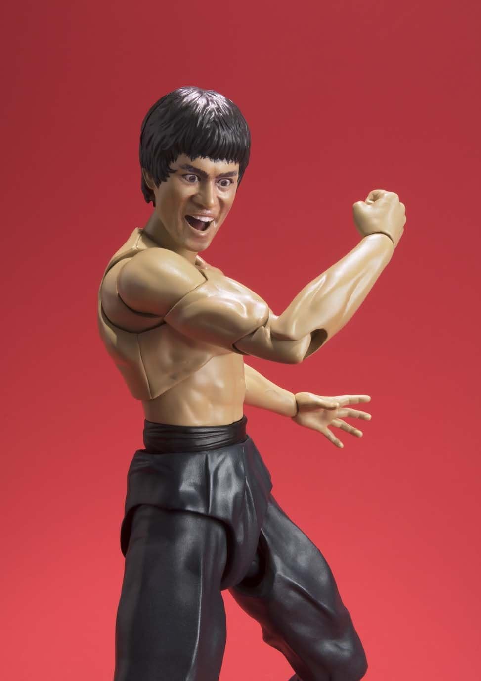 TAMASHII NATIONS Bandai Bruce Lee S.H. Figuarts Action Figure | Bruce Lee 5 Inch Action Figure S.H. Figuarts - Bruce Lee